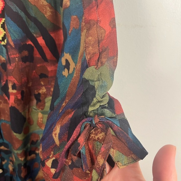 John Mark Woven Animal/Leaf Print Embroidered VNeck 3/4 Sleeve Button Front Midi - Picture 8 of 9